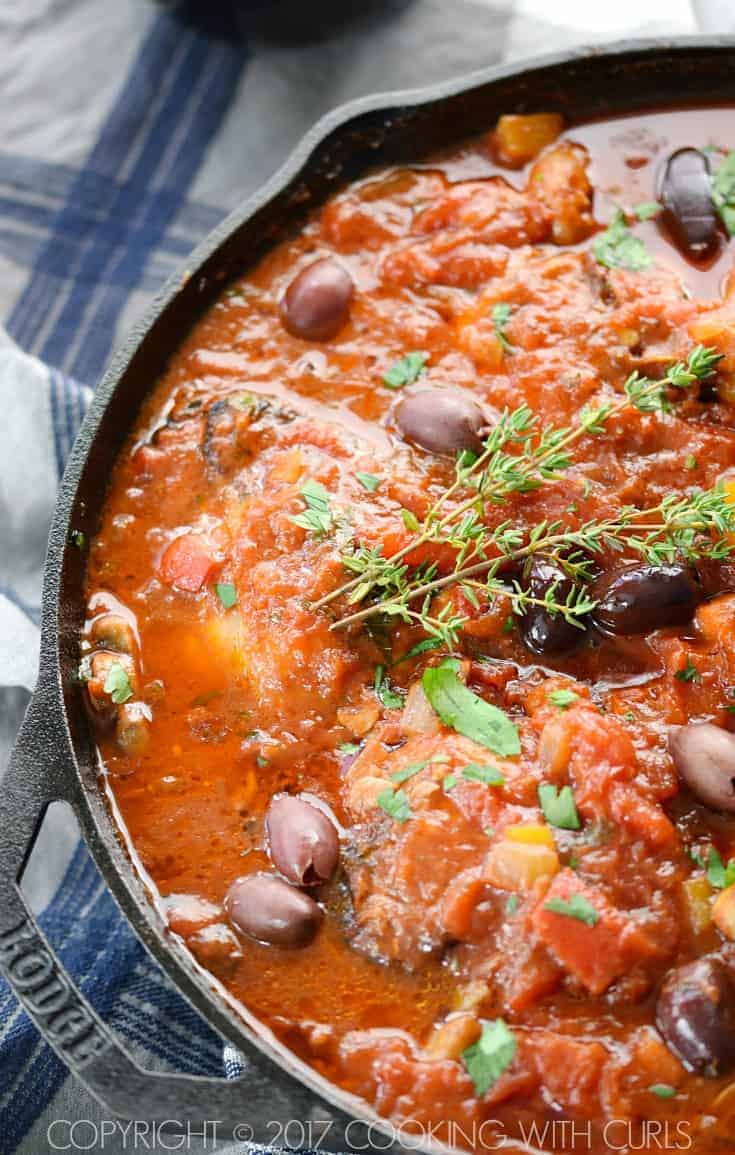 https://cookingwithcurls.com/wp-content/uploads/2017/12/This-simple-rustic-Skillet-Chicken-Cacciotore-will-become-a-family-favorite-with-its-vibrant-flavors-and-fall-off-the-bone-deliciousness-COPYRIGHT-%C2%A9-2017-COOKING-WITH-CURLS.jpg