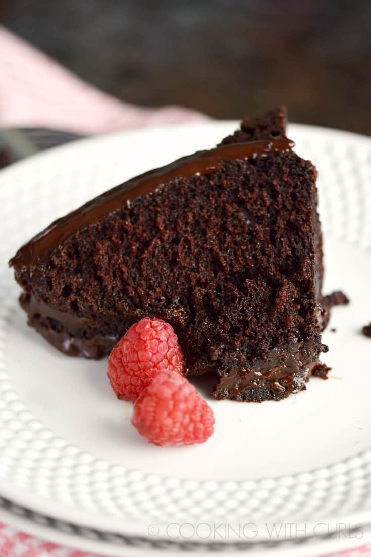 A moist and decadent Mini Chocolate Bundt Cake is the perfect ending to a romantic meal © COOKING WITH CURLS
