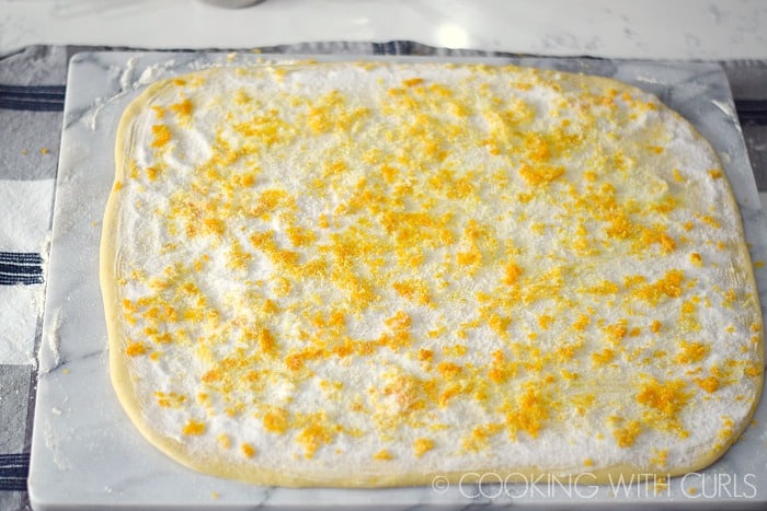 Spread filling over dough rectangle © COOKING WITH CURLS