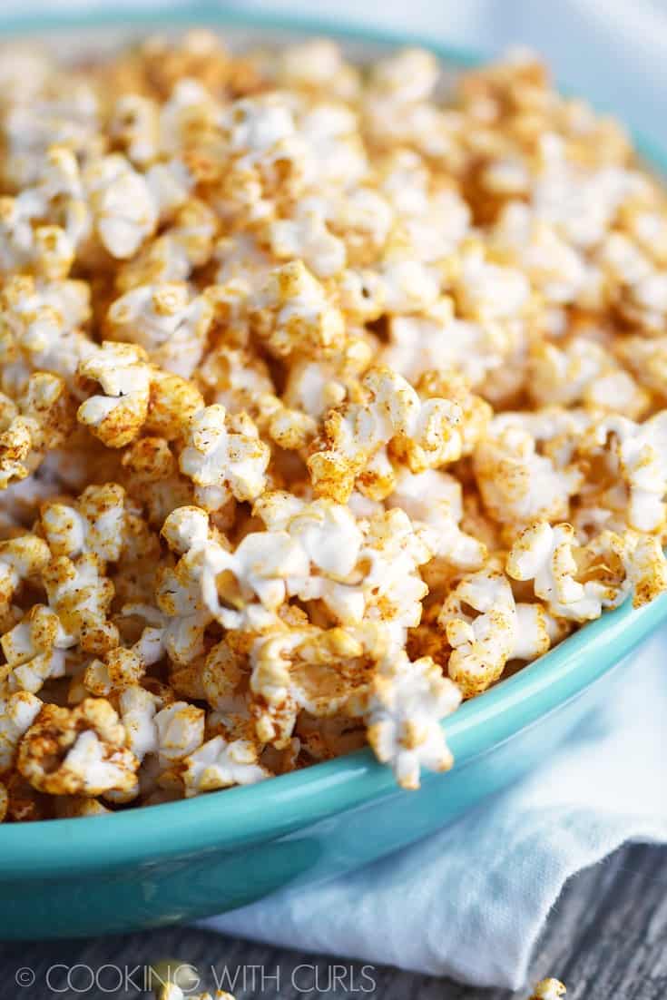 Taco Popcorn © COOKING WITH CURLS