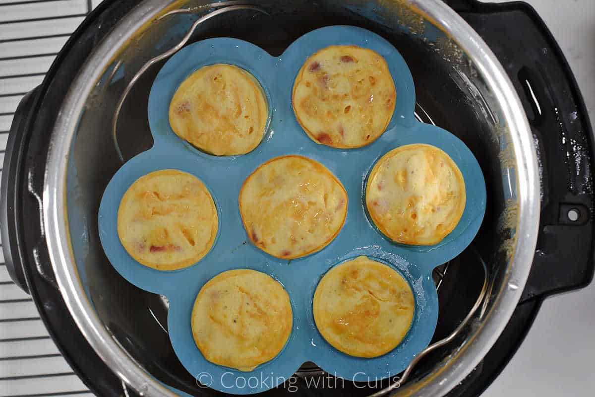 Egg-bites-in-silicone-mold-inside-an-instant-pot.