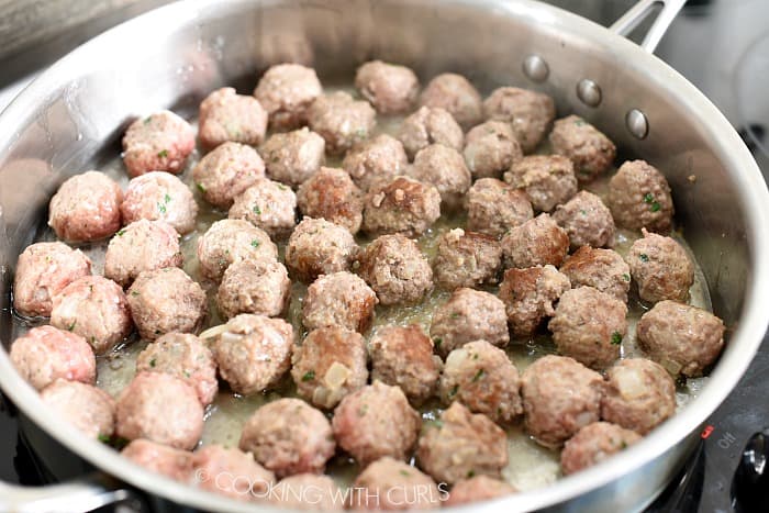 Cook the meatballs in a large skillet cookingwithcurls.com