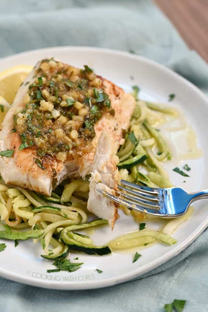 Lemon Garlic Mahi Mahi - Cooking with Curls