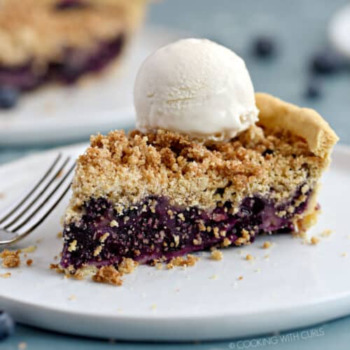 Fresh Blueberry Crumb Pie - Cooking with Curls