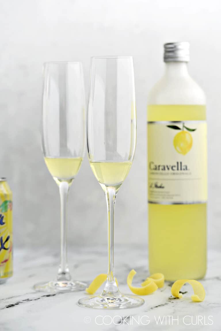 Limoncello Spritzer Cooking with Curls