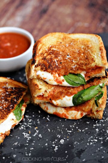 Pizza Margherita Grilled Cheese - Cooking With Curls