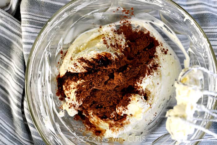 Cocoa powder, espresso powder and vanilla added to the cream cheese mixture. 