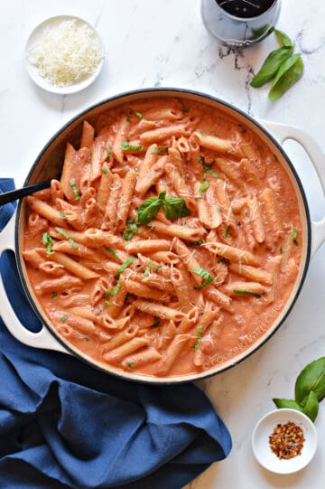 Penne with Vodka Sauce - Cooking with Curls