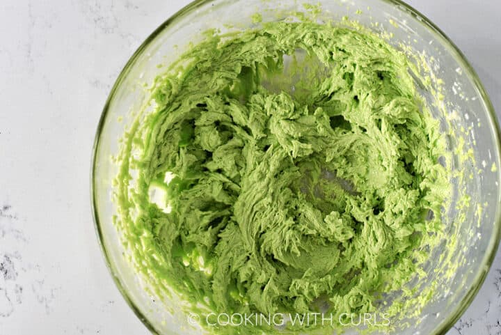 Grinch Sugar Cookies - Cooking with Curls