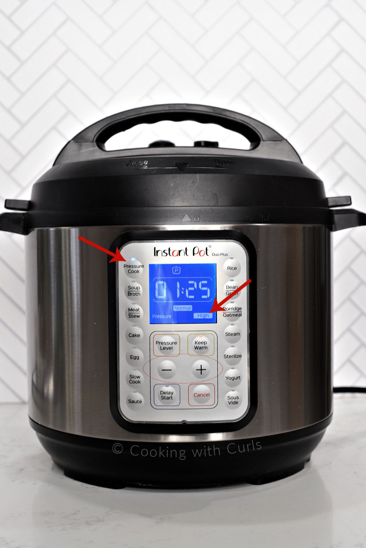 Instant Pot set to one hour and twenty five minutes on HIGH pressure. 