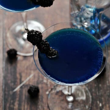 Royal Blue Martini with UV Vodka recipe.