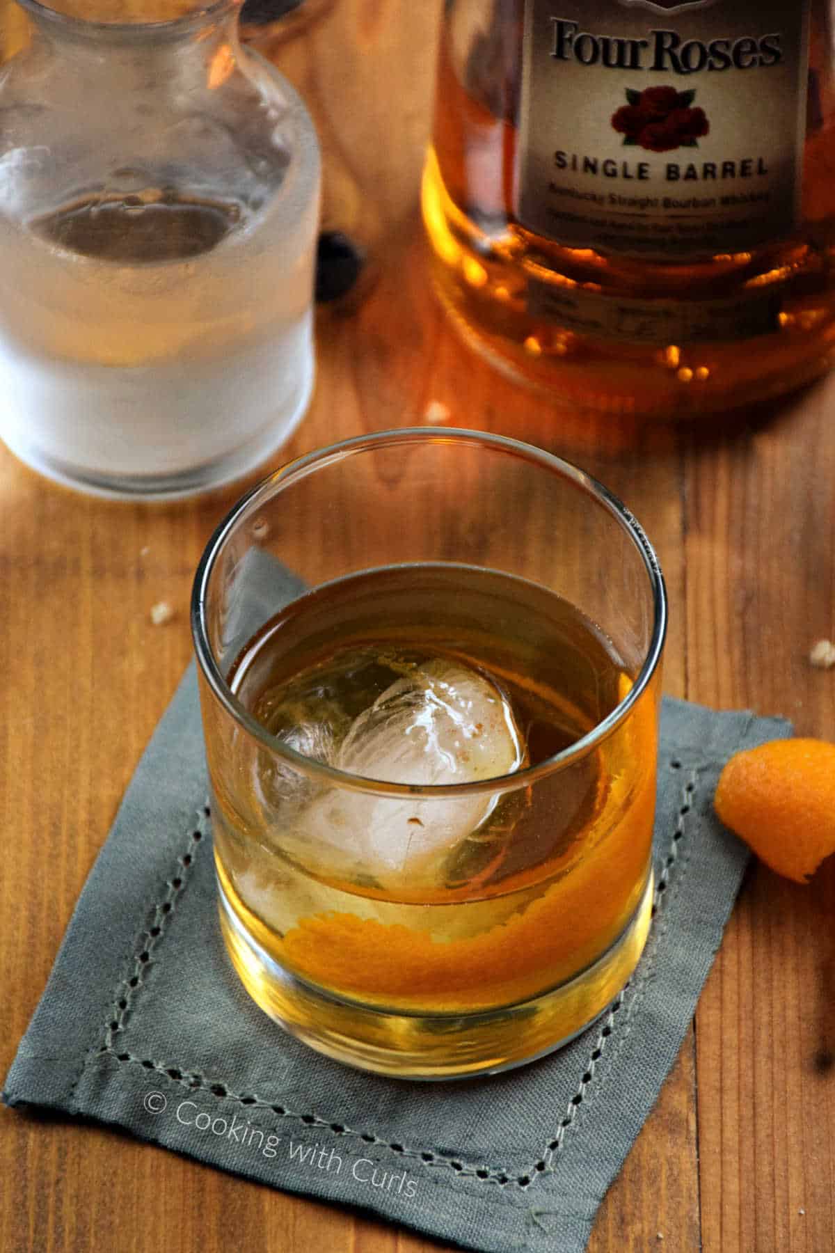 Classic Old Fashioned Cocktail - Cooking with Curls